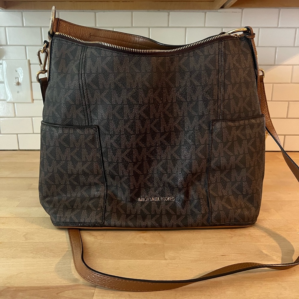 Like new Michael Kors large cross body